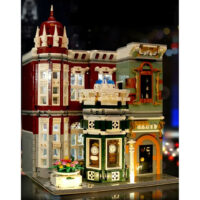 MOULD KING 16005 - ANTIQUITÄTENLADEN, MODULAR BUILDING MIT BELEUCHTUNG - 3050 KLEMMBAUSTEINE